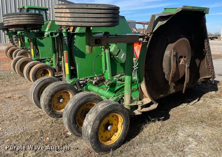 image for item LV9213 John Deere CX15  batwing rotary mower