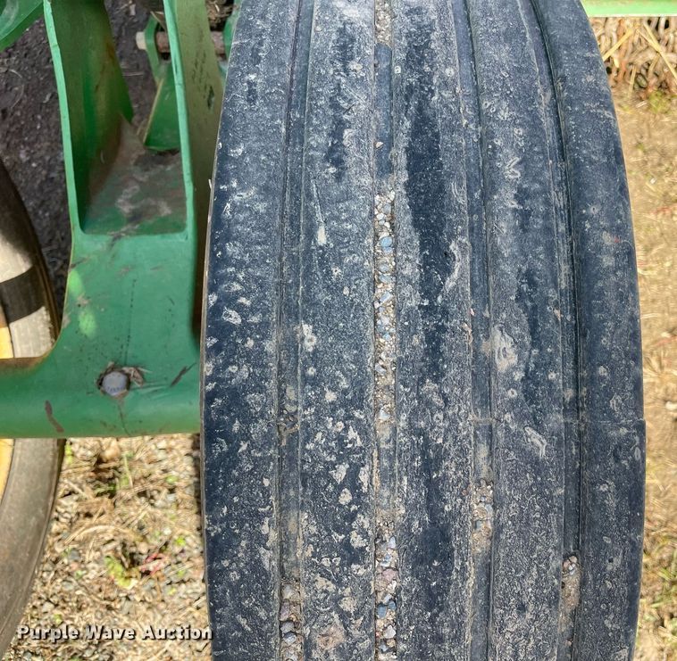 image for item LV9213 John Deere CX15  batwing rotary mower