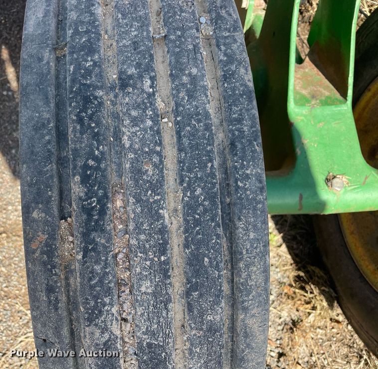 image for item LV9213 John Deere CX15  batwing rotary mower