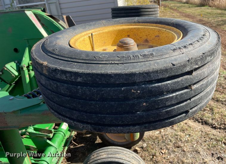 image for item LV9213 John Deere CX15  batwing rotary mower