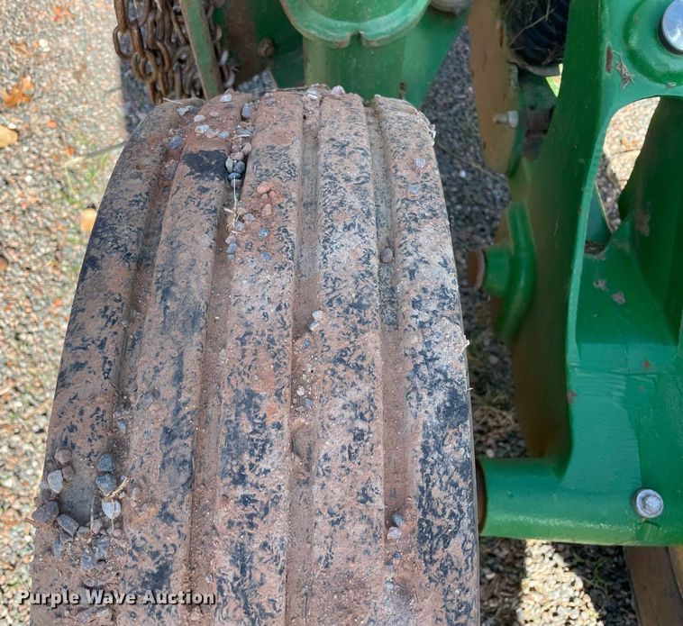 image for item LV9214 John Deere CX15  batwing rotary mower