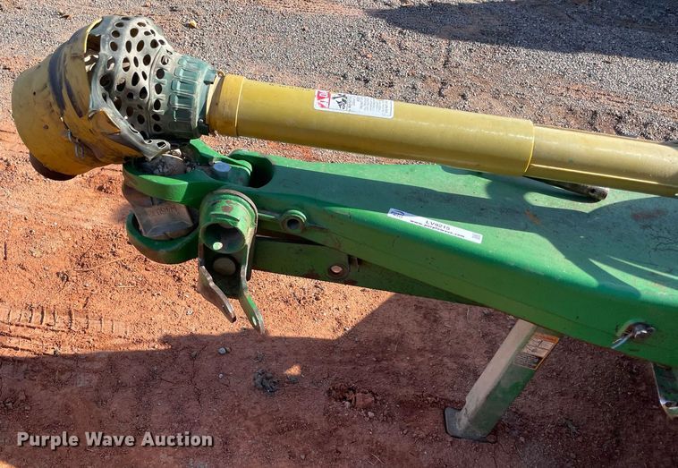 image for item LV9215 John Deere CX15  batwing rotary mower