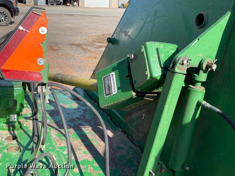 image for item LV9215 John Deere CX15  batwing rotary mower