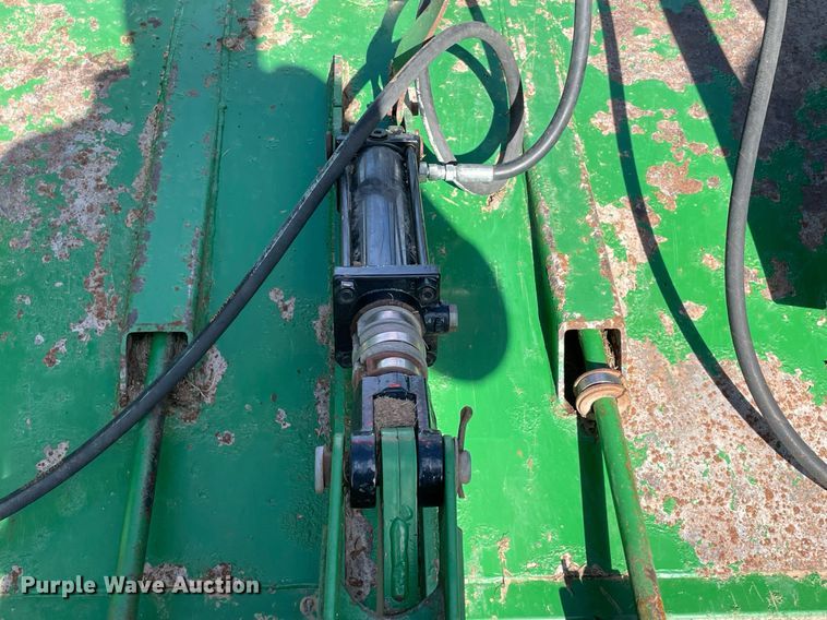 image for item LV9215 John Deere CX15  batwing rotary mower