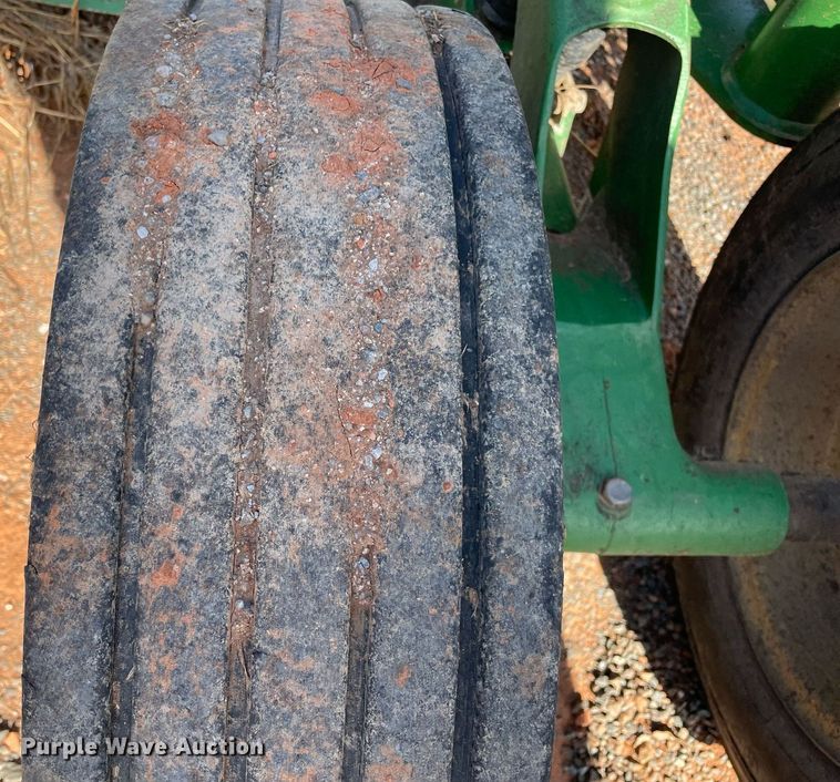 image for item LV9215 John Deere CX15  batwing rotary mower