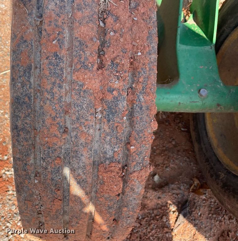 image for item LV9215 John Deere CX15  batwing rotary mower