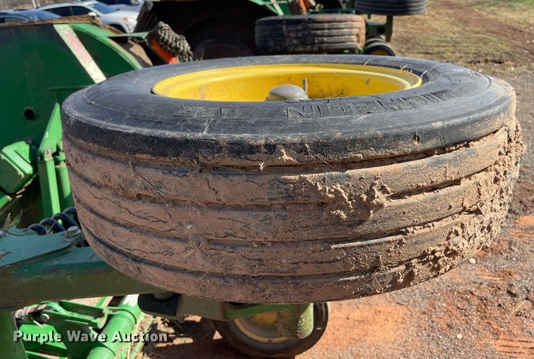 image for item LV9215 John Deere CX15  batwing rotary mower