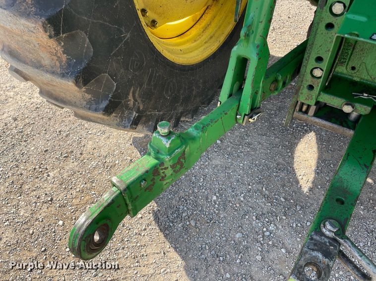 image for item LV9216 2009 John Deere 7230  MFWD tractor