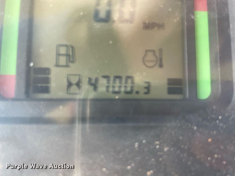 image for item LV9216 2009 John Deere 7230  MFWD tractor