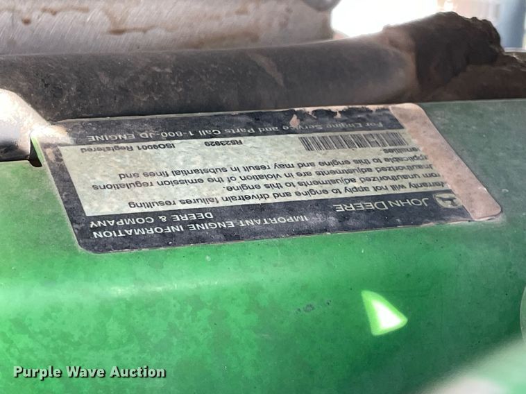 image for item LV9216 2009 John Deere 7230  MFWD tractor