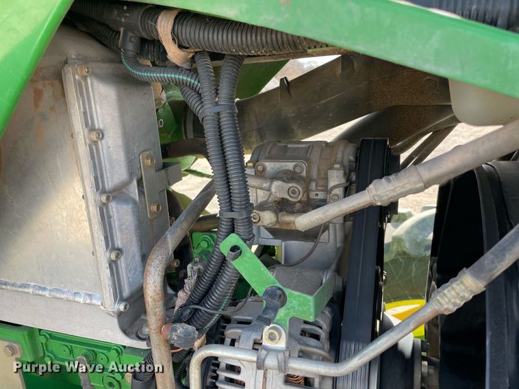 image for item LV9216 2009 John Deere 7230  MFWD tractor