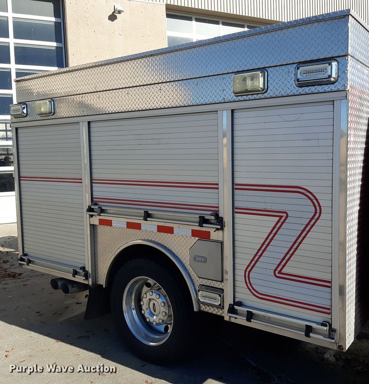 image for item LX9826 2010 Ford F550 Super Duty  Crew Cab rescue vehicle