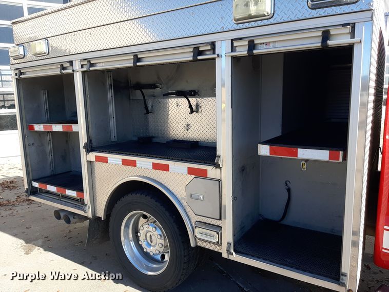 image for item LX9826 2010 Ford F550 Super Duty  Crew Cab rescue vehicle