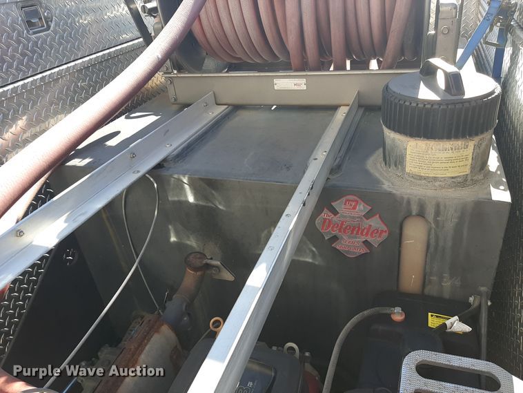 image for item LX9826 2010 Ford F550 Super Duty  Crew Cab rescue vehicle