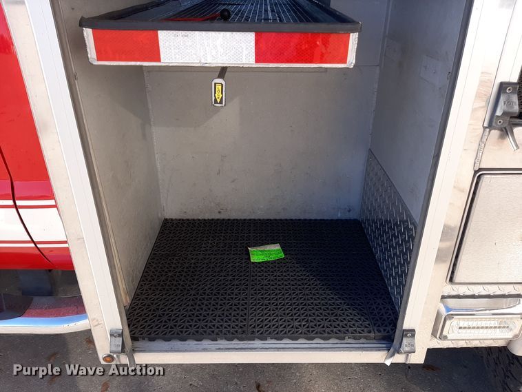 image for item LX9826 2010 Ford F550 Super Duty  Crew Cab rescue vehicle