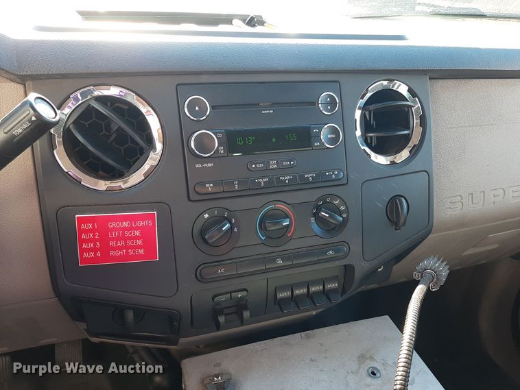 image for item LX9826 2010 Ford F550 Super Duty  Crew Cab rescue vehicle