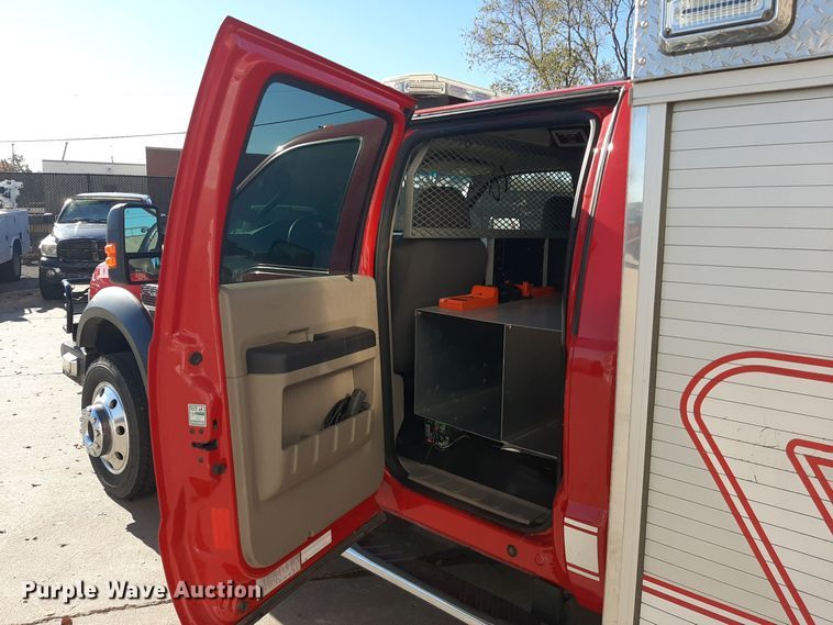 image for item LX9826 2010 Ford F550 Super Duty  Crew Cab rescue vehicle