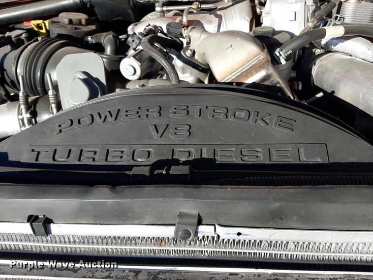 image for item LX9826 2010 Ford F550 Super Duty  Crew Cab rescue vehicle