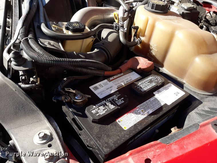 image for item LX9826 2010 Ford F550 Super Duty  Crew Cab rescue vehicle