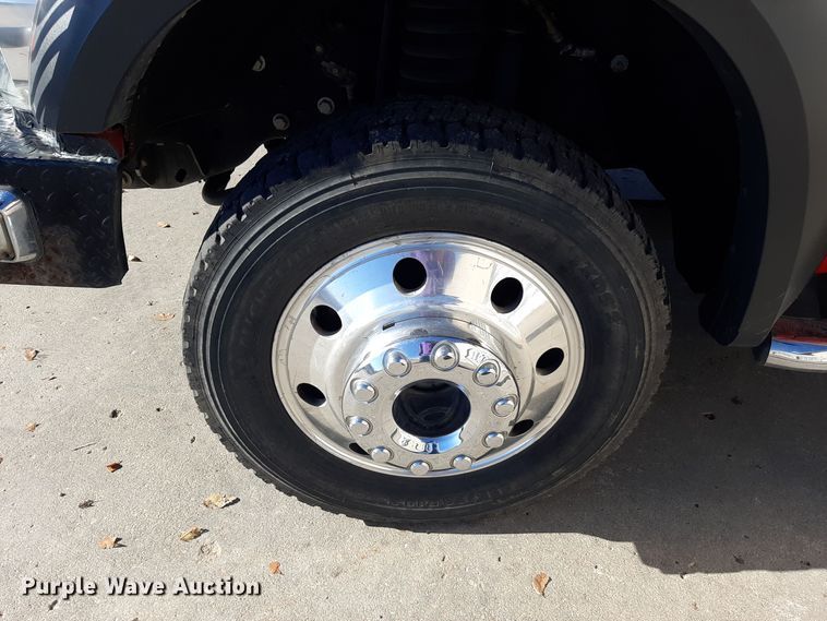 image for item LX9826 2010 Ford F550 Super Duty  Crew Cab rescue vehicle