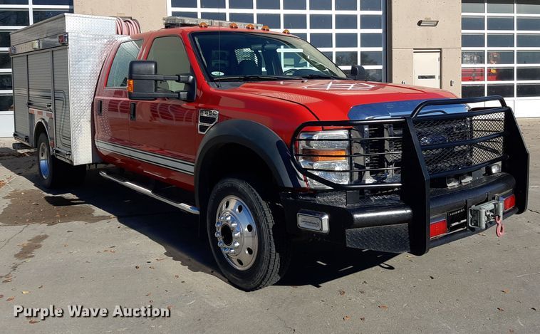 image for item LX9827 2008 Ford F550 Super Duty XLT  Crew Cab rescue vehicle