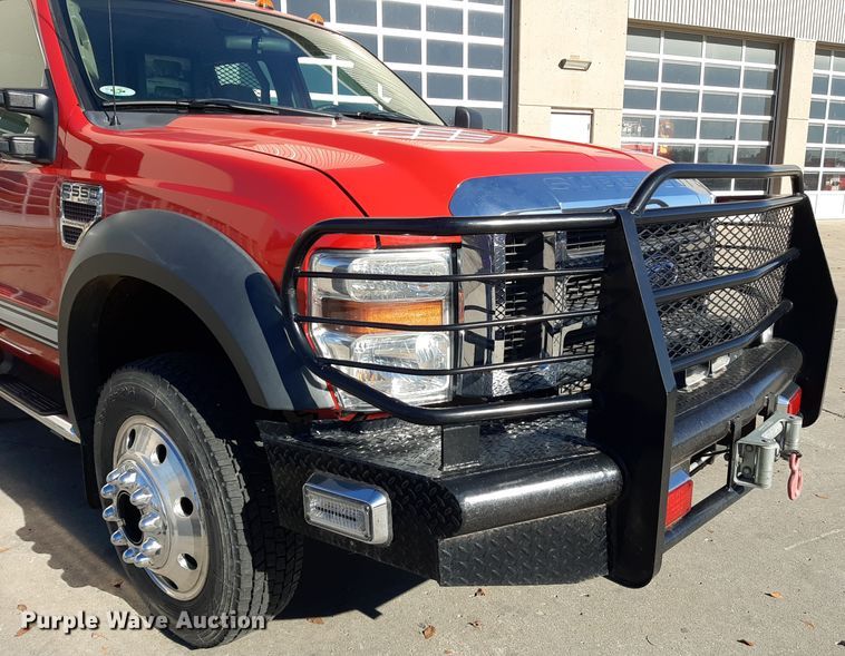 image for item LX9827 2008 Ford F550 Super Duty XLT  Crew Cab rescue vehicle