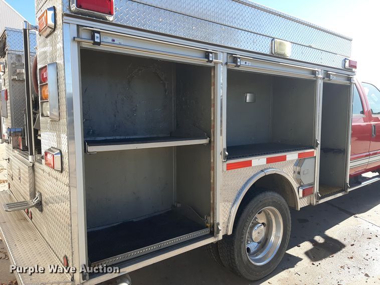 image for item LX9827 2008 Ford F550 Super Duty XLT  Crew Cab rescue vehicle