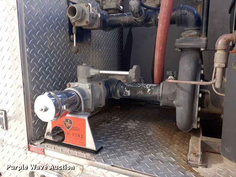 image for item LX9827 2008 Ford F550 Super Duty XLT  Crew Cab rescue vehicle