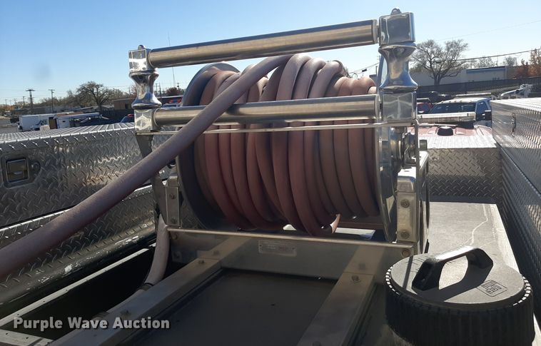 image for item LX9827 2008 Ford F550 Super Duty XLT  Crew Cab rescue vehicle