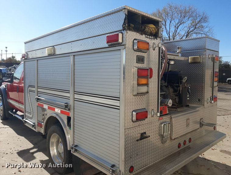 image for item LX9827 2008 Ford F550 Super Duty XLT  Crew Cab rescue vehicle
