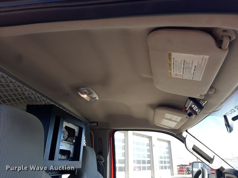 image for item LX9827 2008 Ford F550 Super Duty XLT  Crew Cab rescue vehicle