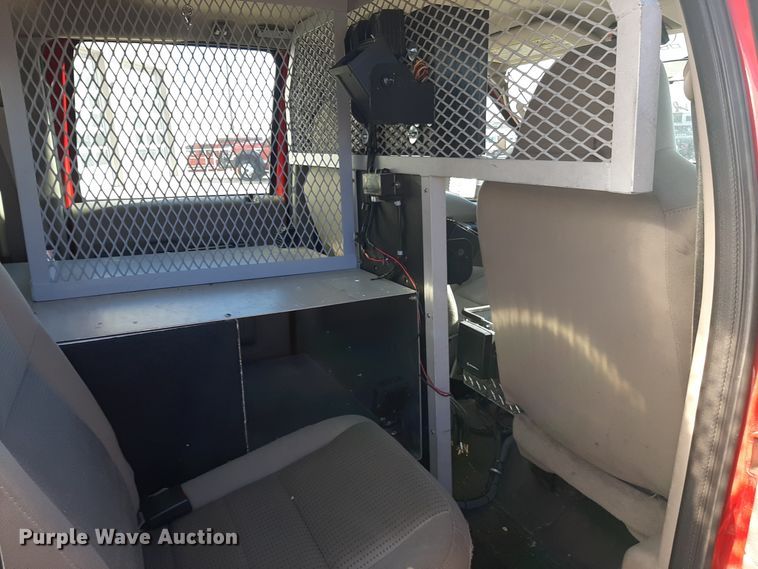 image for item LX9827 2008 Ford F550 Super Duty XLT  Crew Cab rescue vehicle