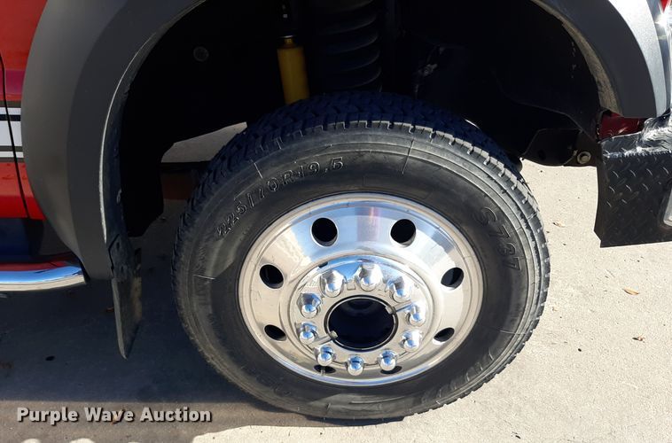 image for item LX9827 2008 Ford F550 Super Duty XLT  Crew Cab rescue vehicle