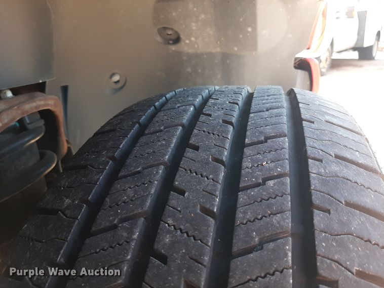 image for item LX9828 2009 Chevrolet Silverado 1500  Crew Cab pickup truck