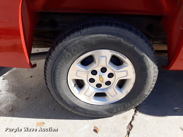 image for item LX9828 2009 Chevrolet Silverado 1500  Crew Cab pickup truck