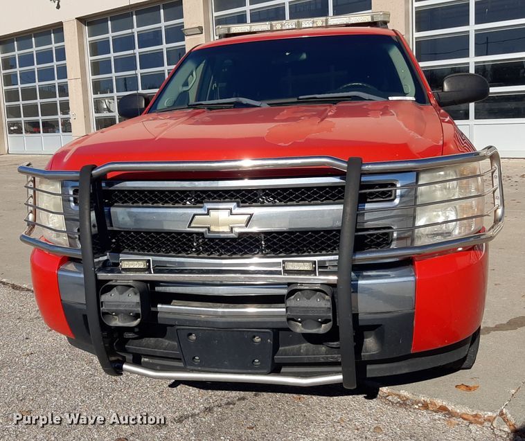 image for item LX9829 2009 Chevrolet Silverado 1500  Crew Cab pickup truck