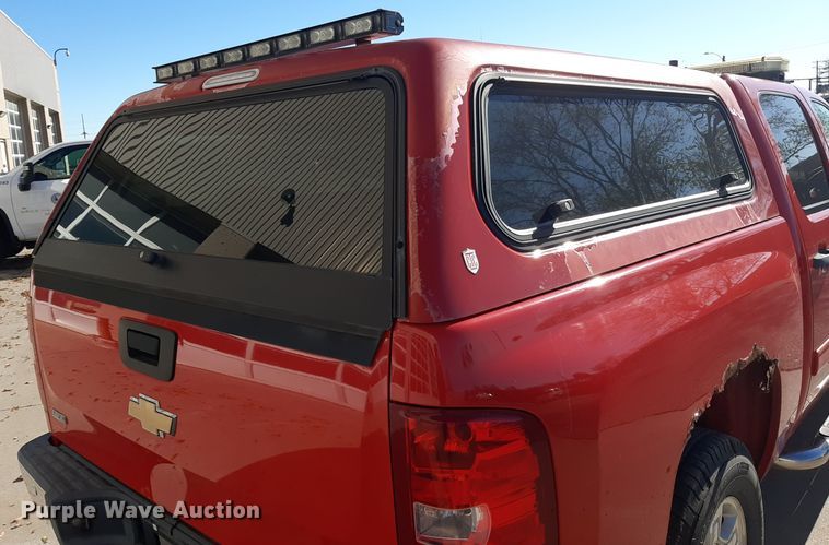 image for item LX9829 2009 Chevrolet Silverado 1500  Crew Cab pickup truck