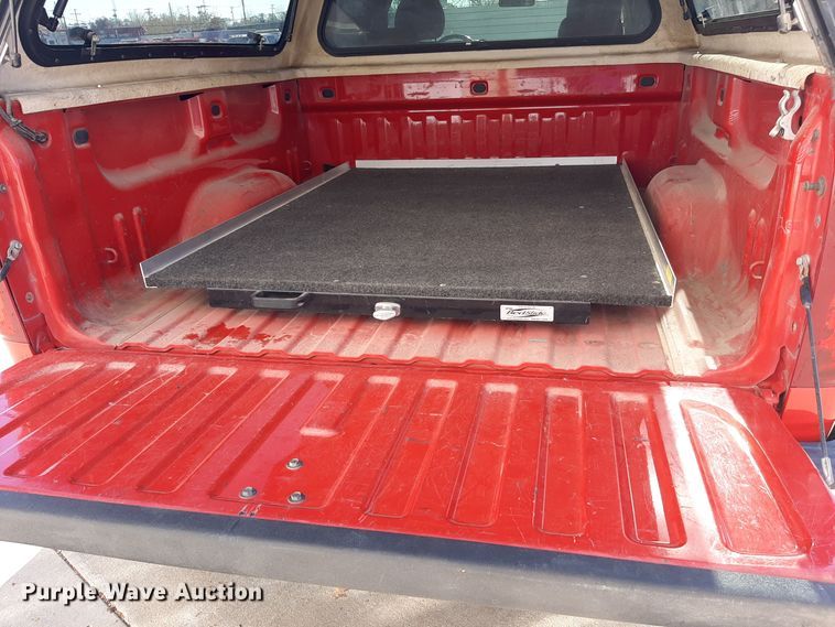 image for item LX9829 2009 Chevrolet Silverado 1500  Crew Cab pickup truck