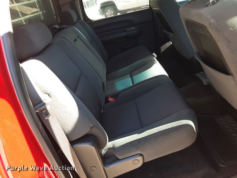 image for item LX9829 2009 Chevrolet Silverado 1500  Crew Cab pickup truck