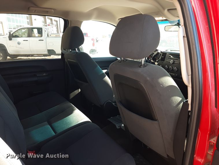 image for item LX9829 2009 Chevrolet Silverado 1500  Crew Cab pickup truck