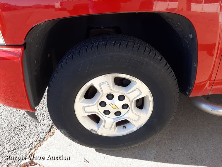 image for item LX9829 2009 Chevrolet Silverado 1500  Crew Cab pickup truck