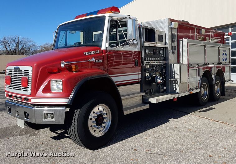 image for item LX9830 2000 Freightliner FL80  pumper fire truck