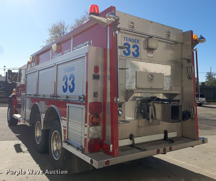 image for item LX9830 2000 Freightliner FL80  pumper fire truck