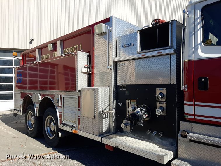 image for item LX9830 2000 Freightliner FL80  pumper fire truck