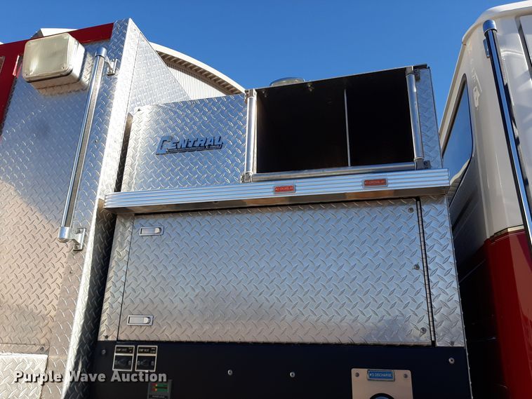 image for item LX9830 2000 Freightliner FL80  pumper fire truck