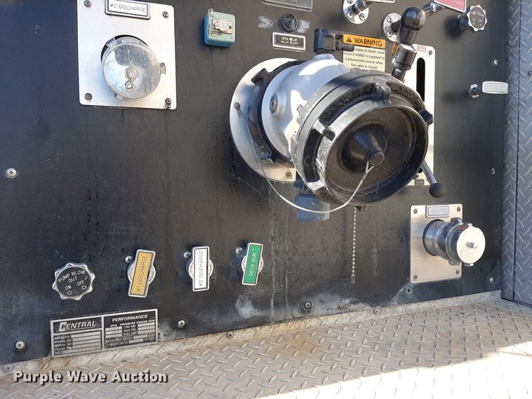 image for item LX9830 2000 Freightliner FL80  pumper fire truck