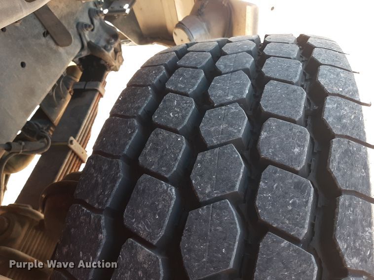 image for item LX9830 2000 Freightliner FL80  pumper fire truck