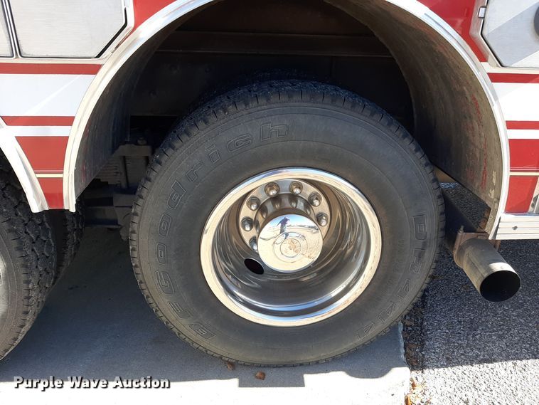 image for item LX9830 2000 Freightliner FL80  pumper fire truck