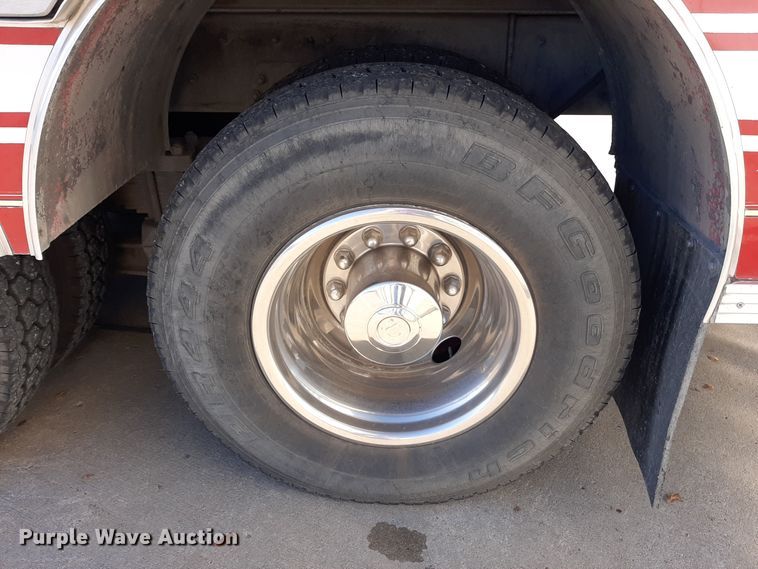 image for item LX9830 2000 Freightliner FL80  pumper fire truck