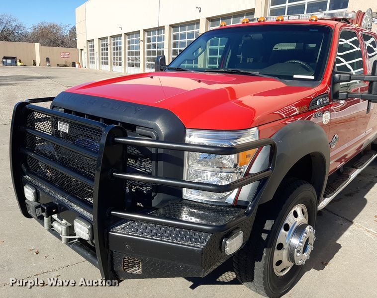 image for item LX9831 2013 Ford F550 Super Duty  Crew Cab rescue vehicle